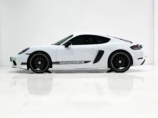 Porsche 718 2017