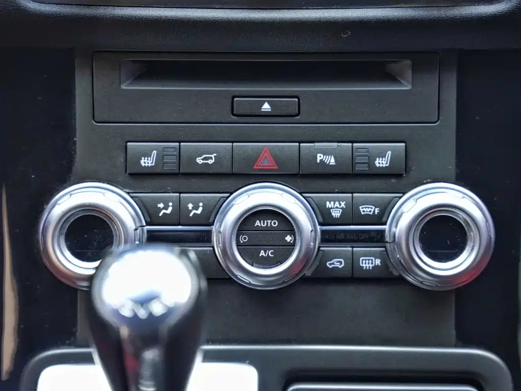 Land Rover Sport 2012 — фото 16
