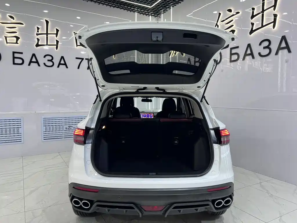 Geely Binyue 2023 — фото 11