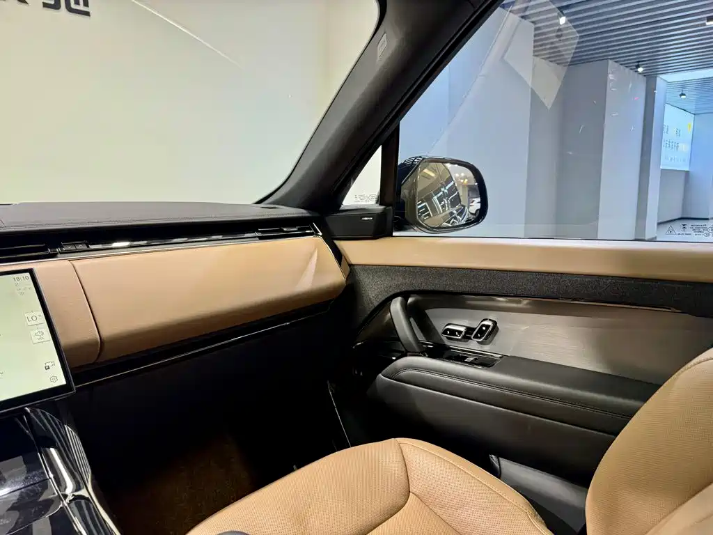 Land Rover Range Rover Sport 2024 — фото 26