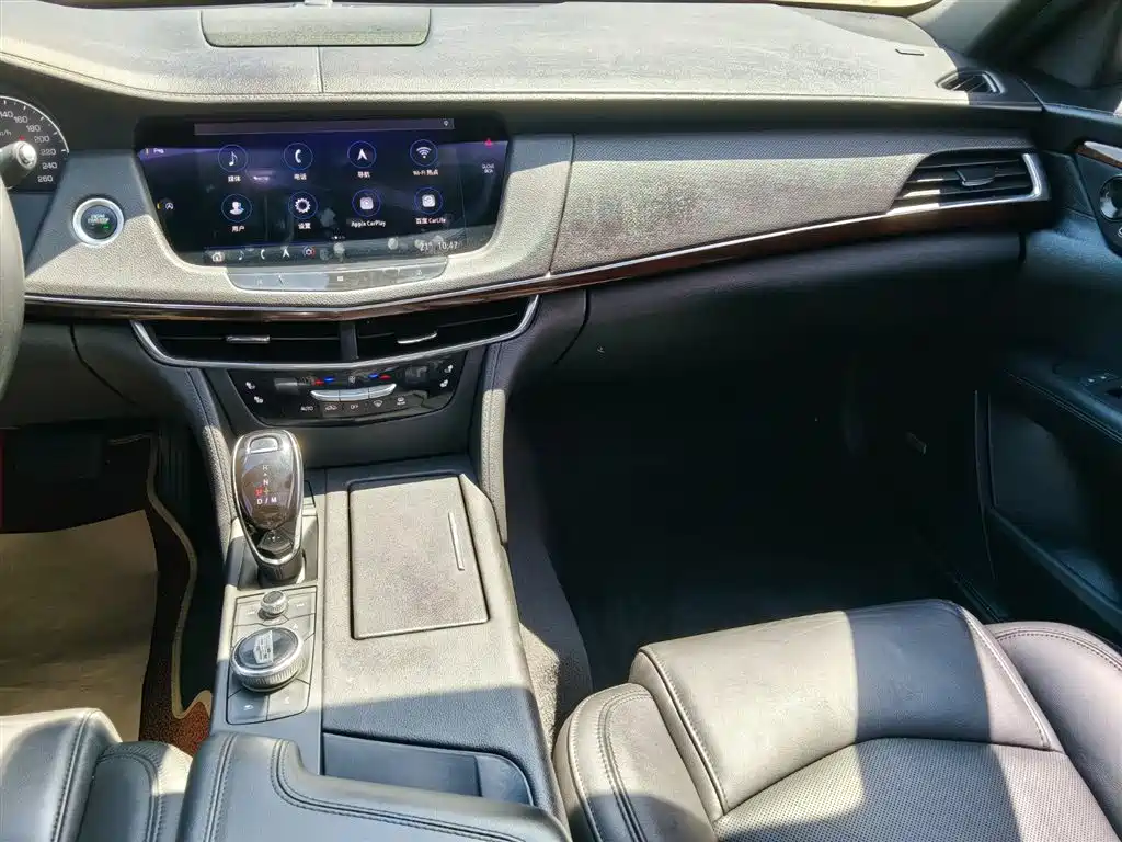 Cadillac CT6 2020 — фото 16