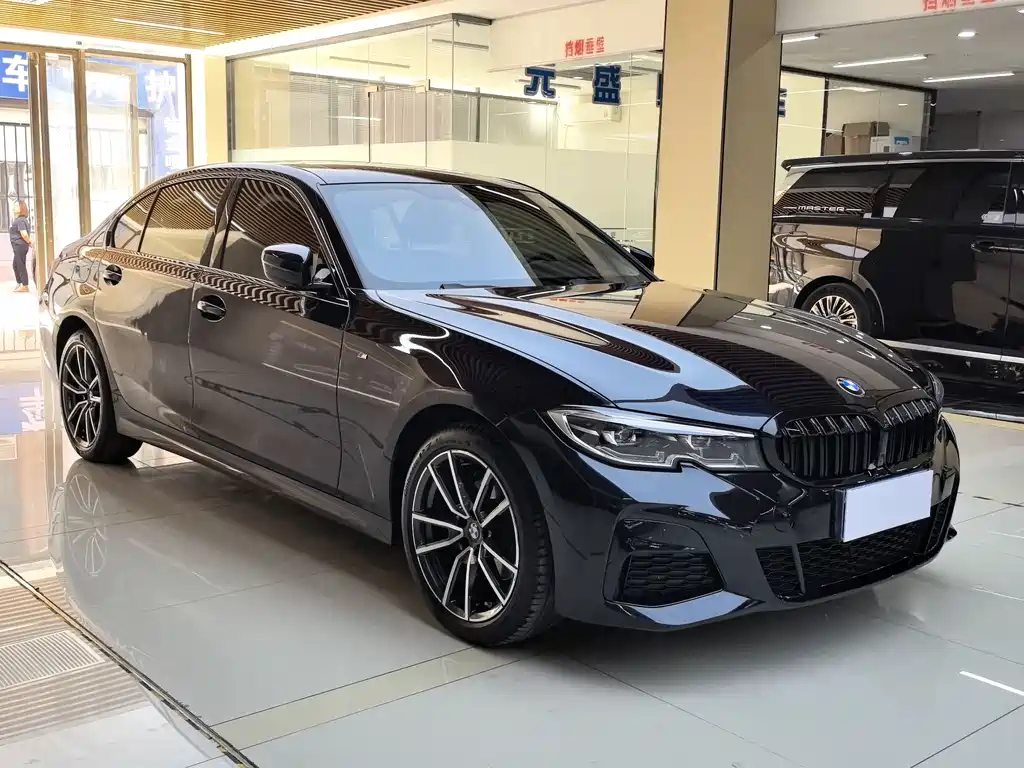 BMW 3 Series 2022