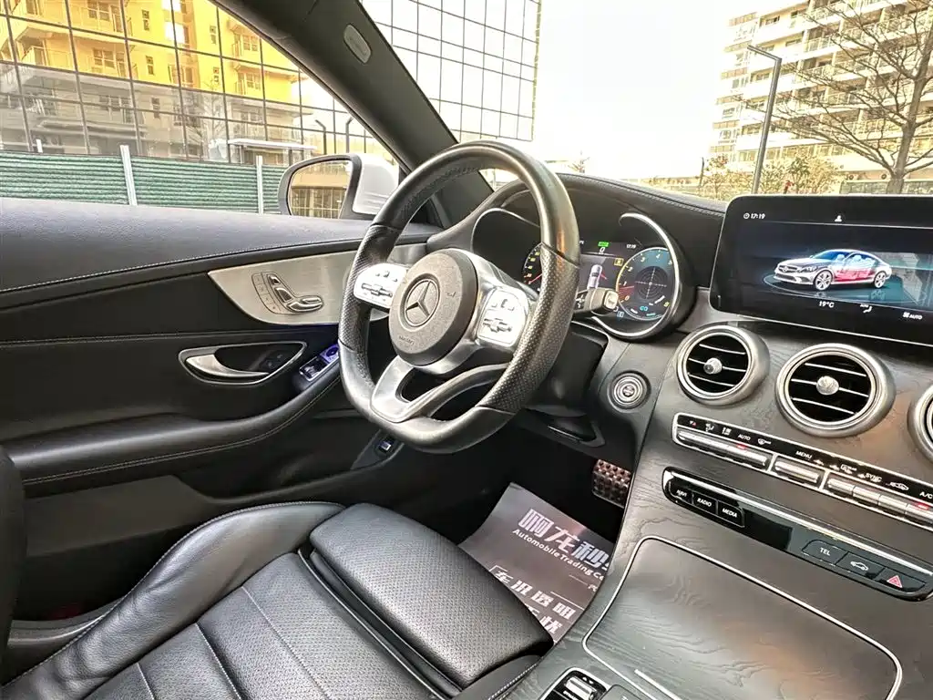 Mercedes-Benz C-Class 2019 — фото 14