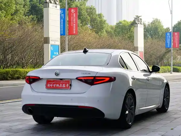 Alfa Romeo Giulia Juliet 2017