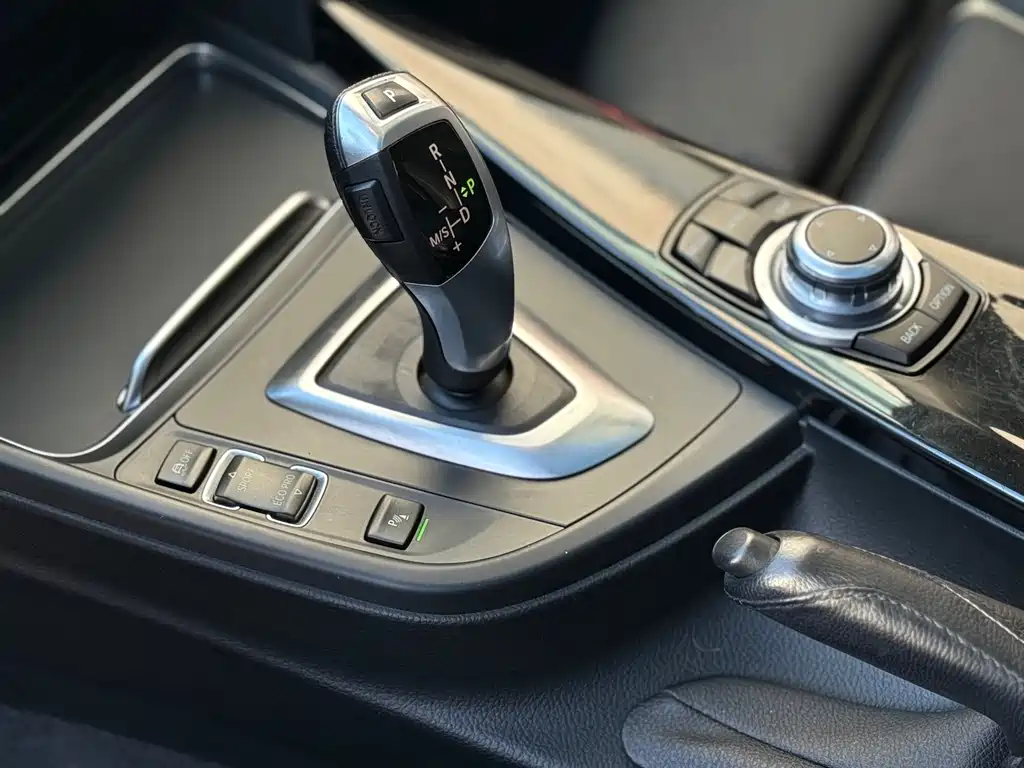 BMW 3 Series GT 2015 — фото 8