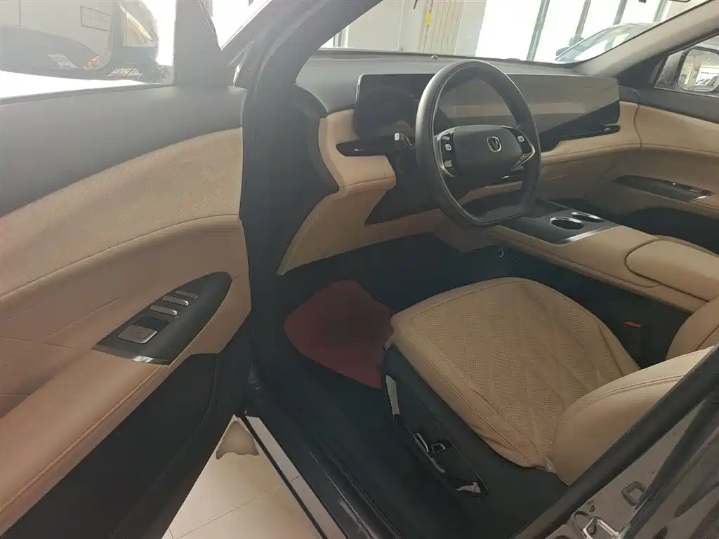 Changan CS75 PLUS 2024 — фото 12