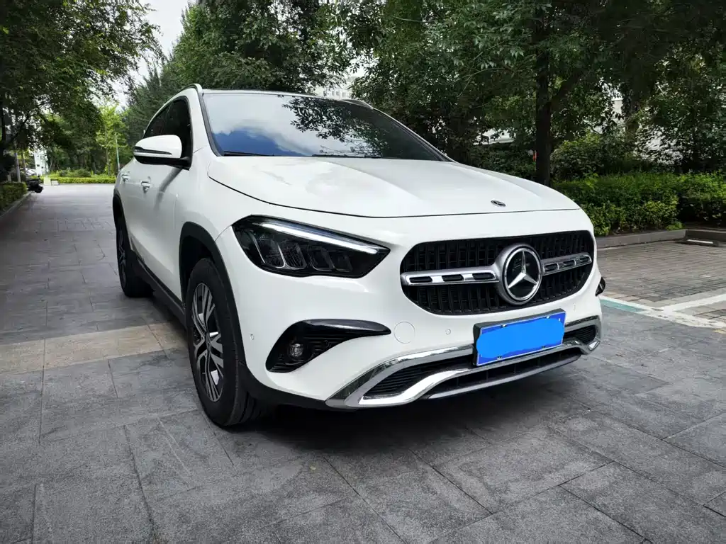 Mercedes-Benz GLA 2025 — фото 3