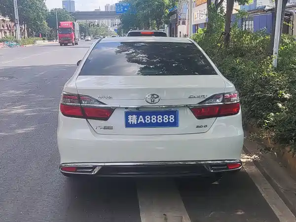 Toyota Camry 2017