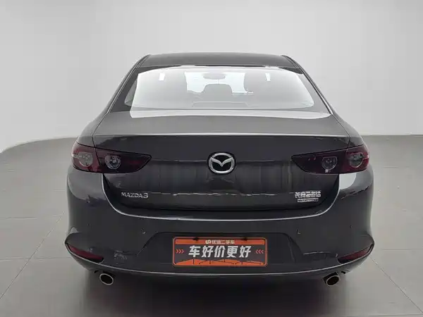 Mazda 3 Axela 2022