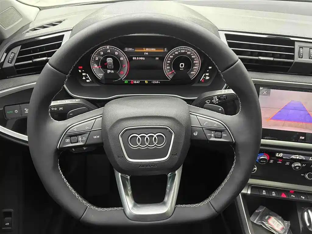 Audi Q3 2023 — фото 3