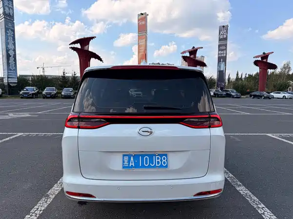 GAC Trumpchi M6 2022