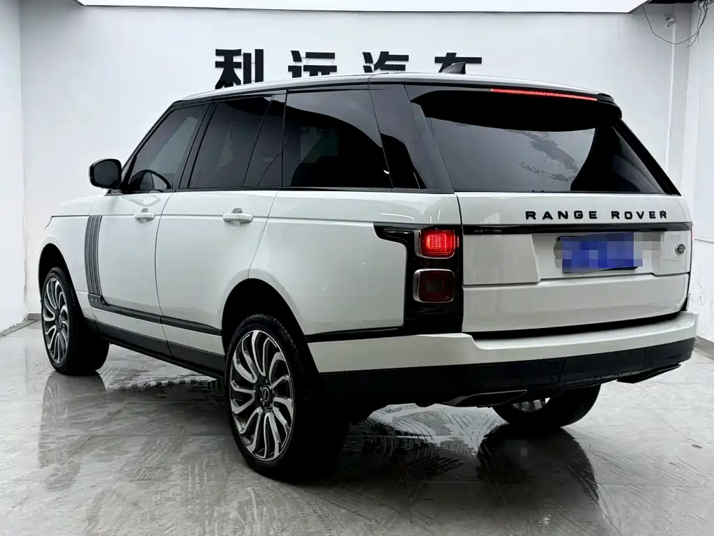 Land Rover Range Rover 2021 — фото 13