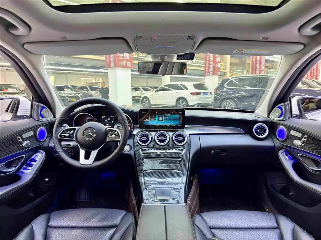 Mercedes-Benz C-Class 2019 — фото 9