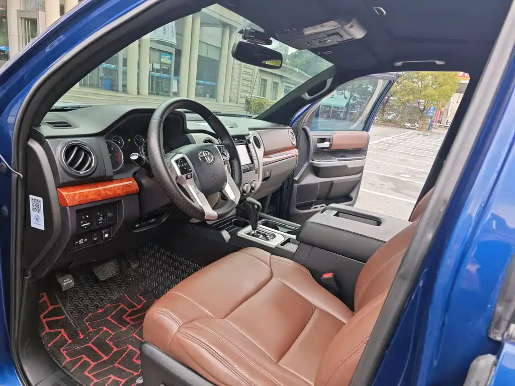 Toyota Tundra 2014 — фото 10