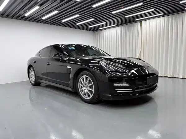 Porsche Panamera 2013