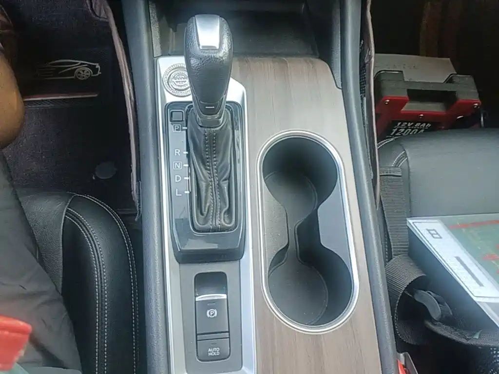 Nissan Teana 2022 — фото 14
