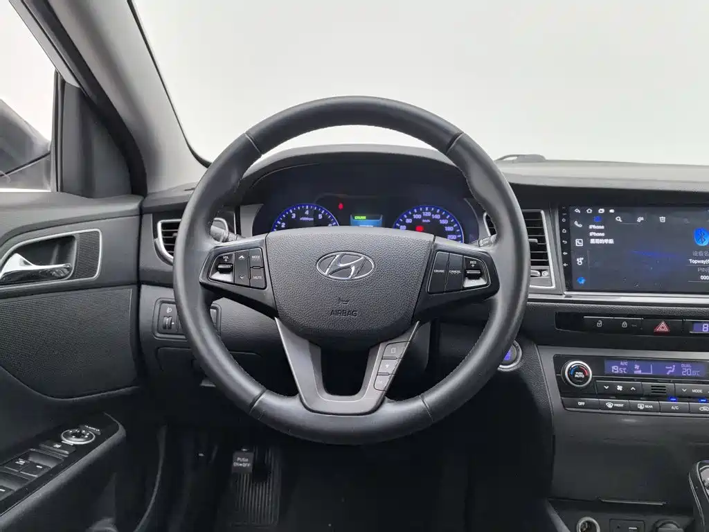 Hyundai Mistra 2015 — фото 11