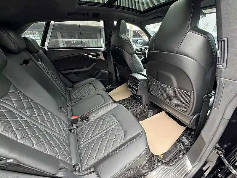 Audi Q8 2019 — фото 10