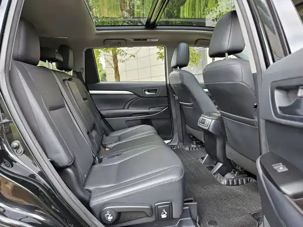 Toyota Highlander 2018