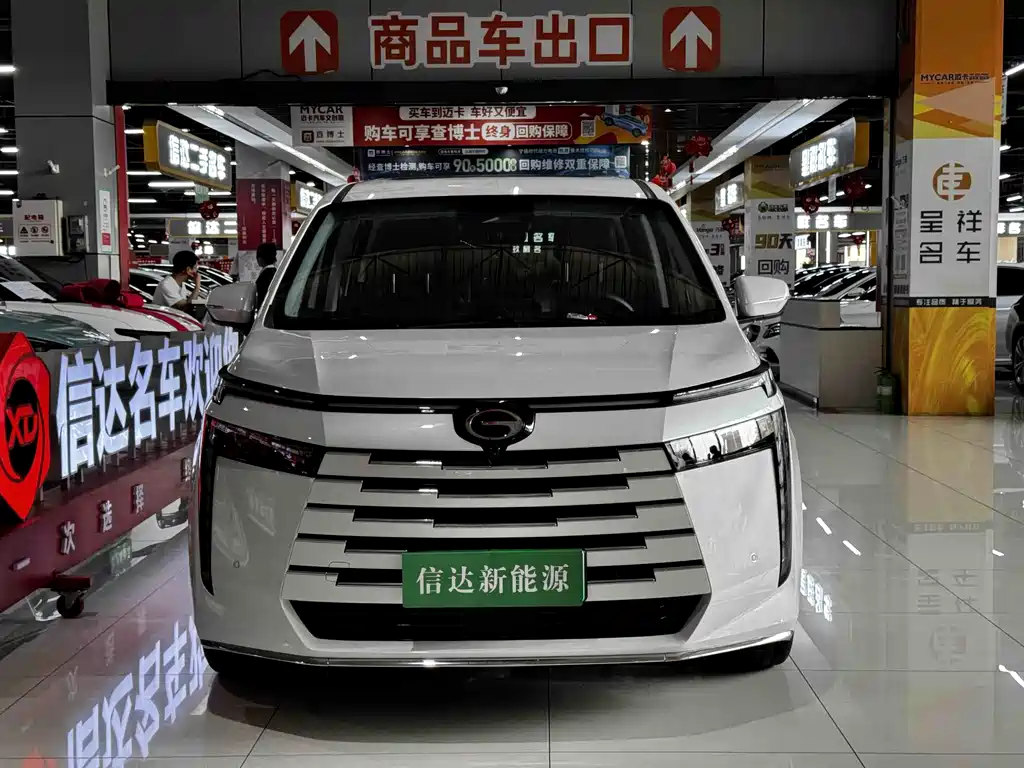 GAC Motor E8 PHEV 2024 — фото 2