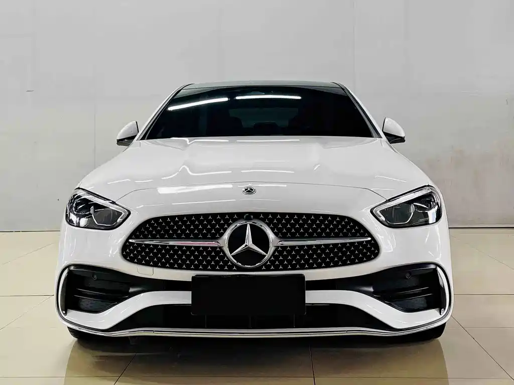 Mercedes-Benz C-Class 2023 — фото 1