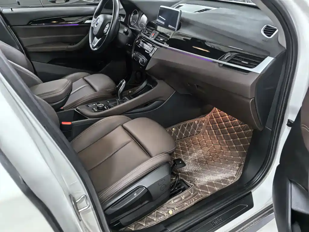 BMW X1 2020 — фото 11