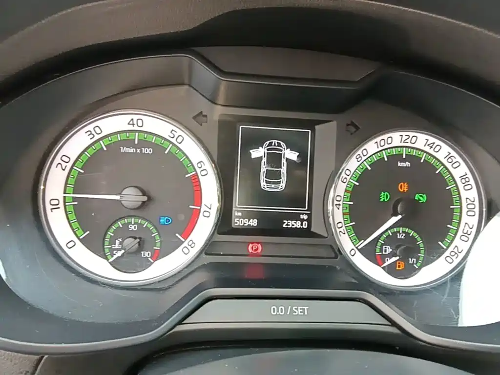 Skoda Octavia 2020 — фото 12