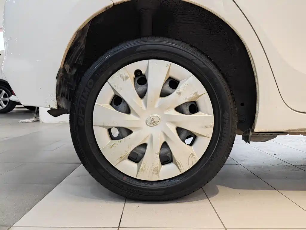 Toyota Vios FS 2017 — фото 31