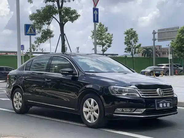 Volkswagen Magotan 2012