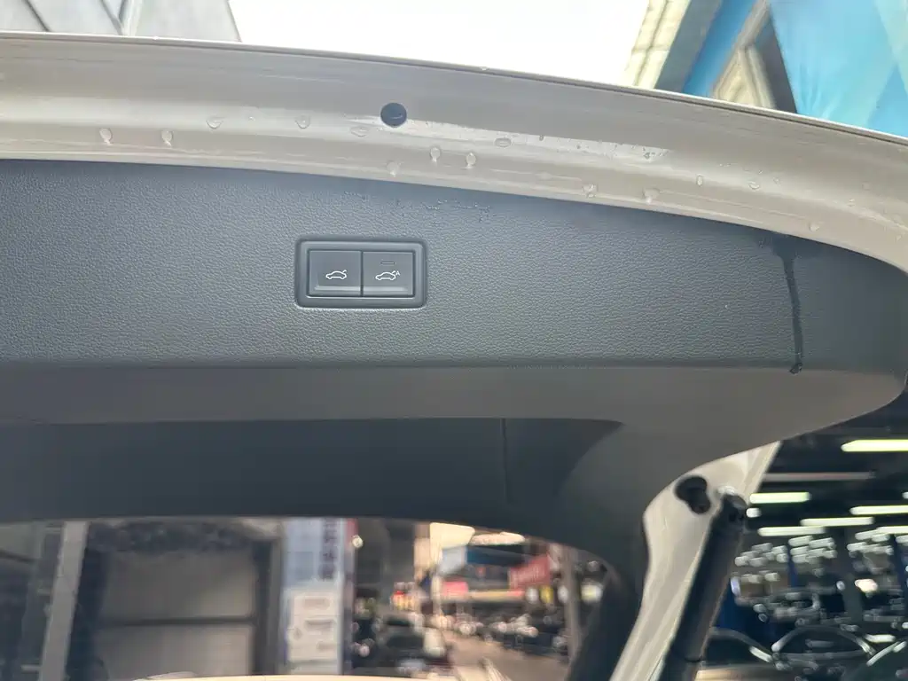 Volkswagen Tiguan L 2017 — фото 20