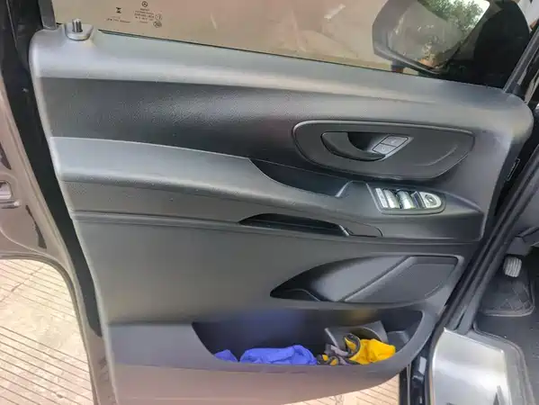 Mercedes-Benz Vito 2024