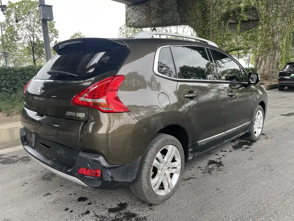 Peugeot 3008 2014 — фото 17