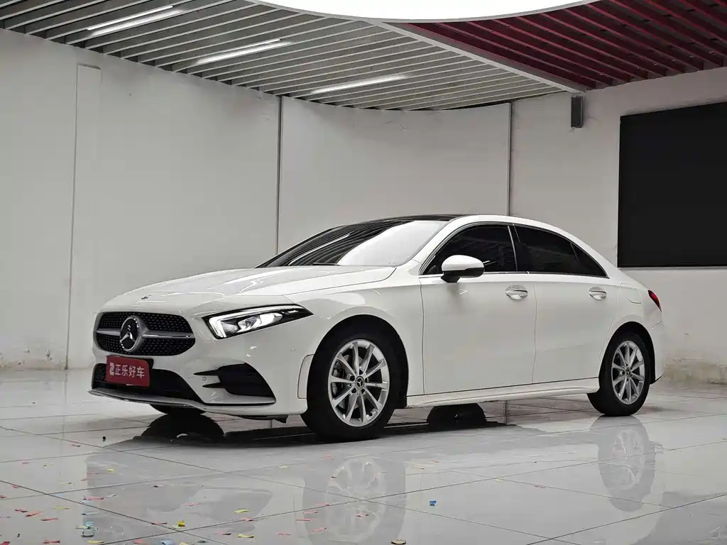 Mercedes-Benz A-Class 2020 — фото 1