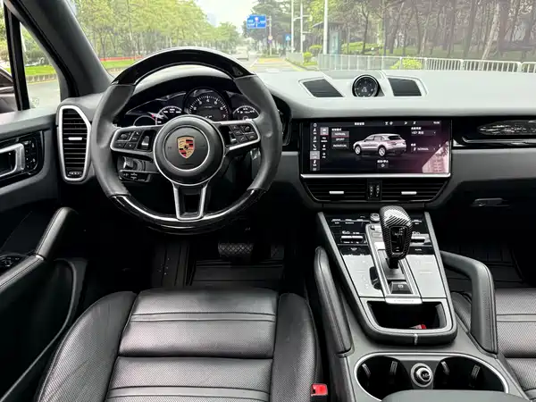 Porsche Cayenne 2020