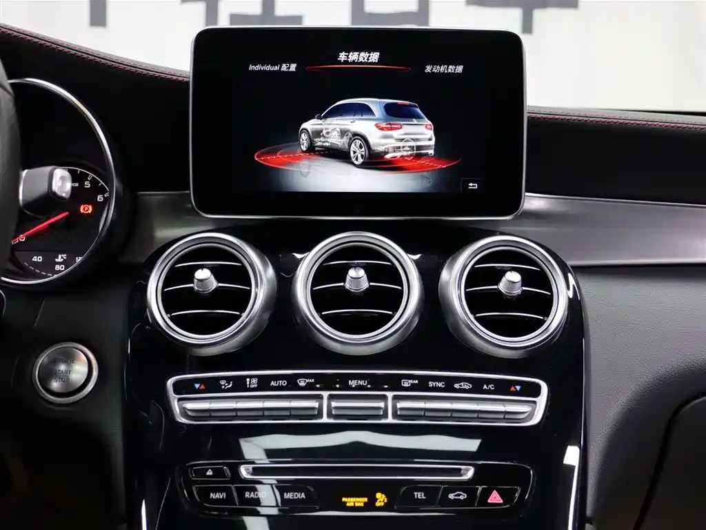 Mercedes-Benz GLC AMG 2019 — фото 13