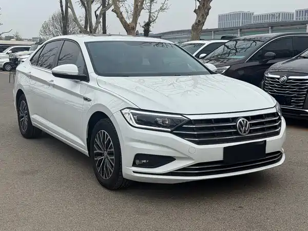 Volkswagen Sagitar 2021