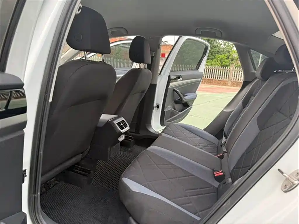 Volkswagen Lavida 2022