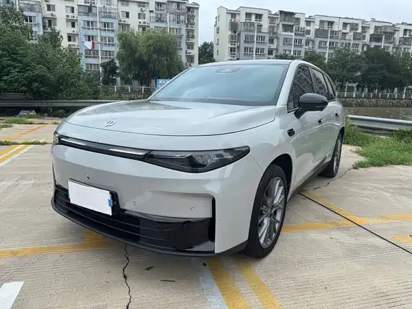 Leapmotor C10 2025