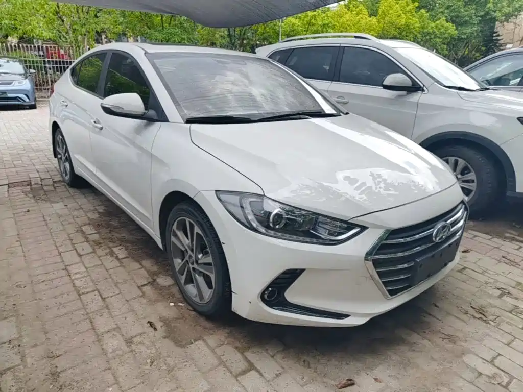 Hyundai Celesta 2017 — фото 4
