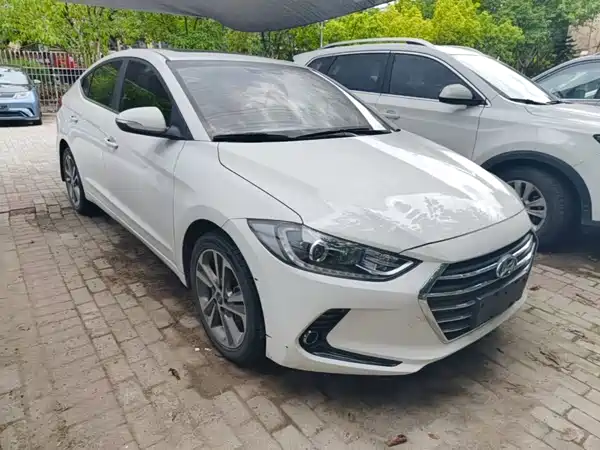Hyundai Celesta 2017