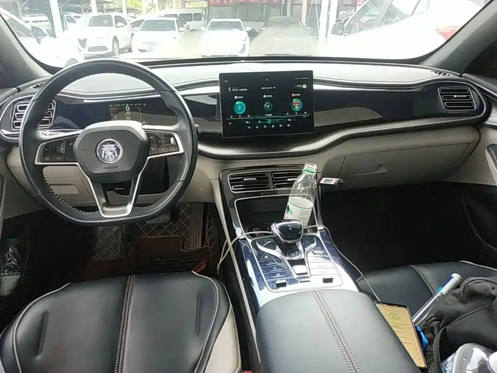 BYD Qin PLUS 2023 — фото 10