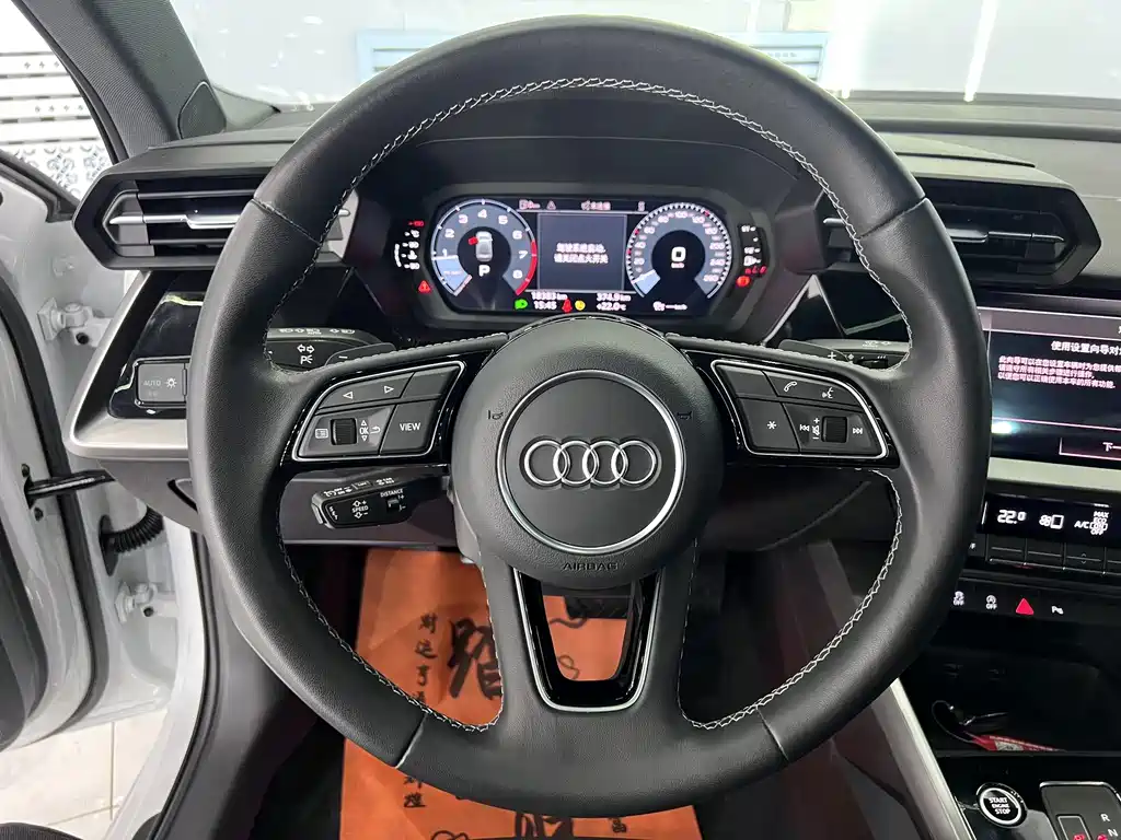 Audi A3 2022 — фото 10