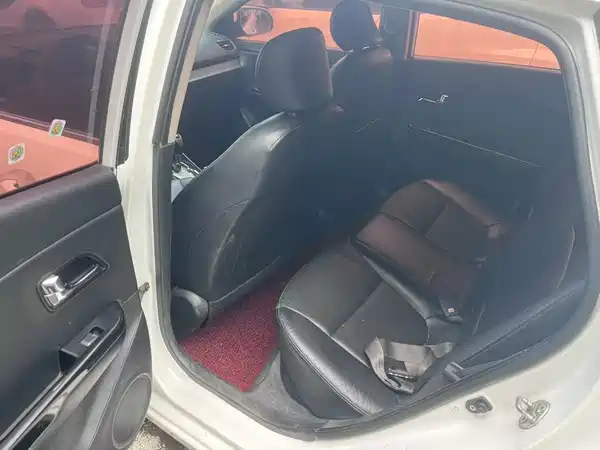 Kia K2 2012