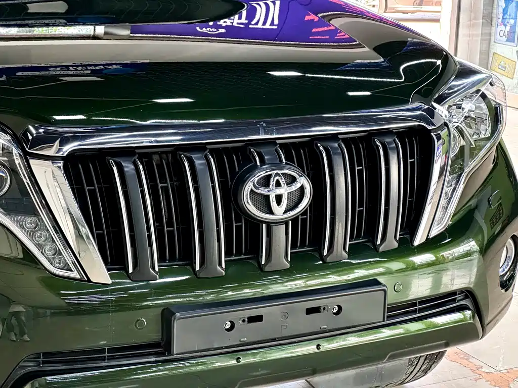 Toyota Prado 2014 — фото 4
