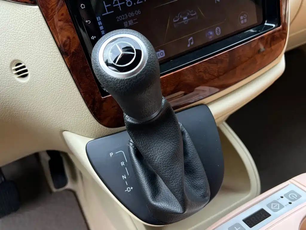 Mercedes-Benz Vito 2015 — фото 10