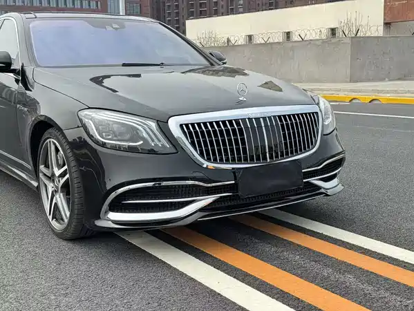 Mercedes-Benz S-Class AMG 2010