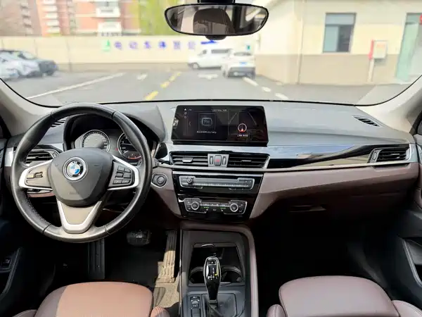BMW X1 2020
