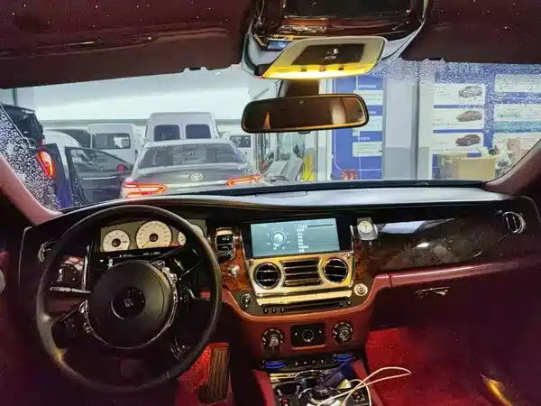 Rolls-Royce Ghost 2013