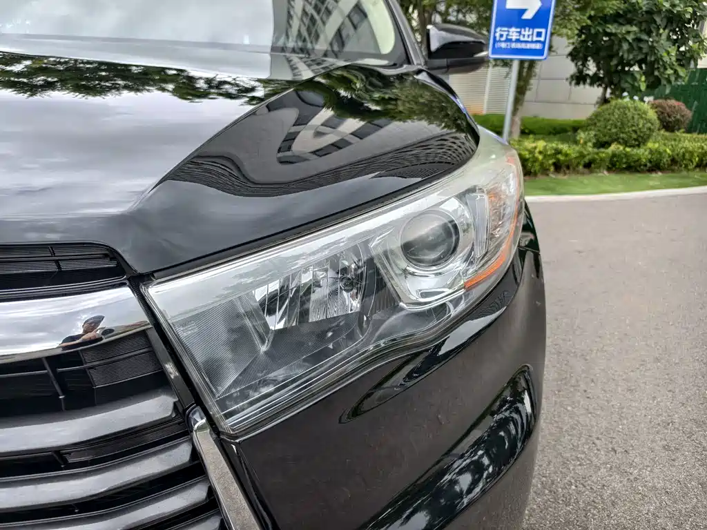Toyota Highlander 2018 — фото 4