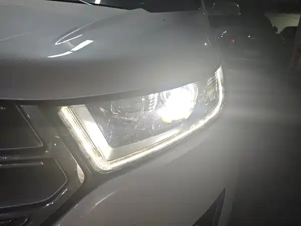 Ford Edge 2015